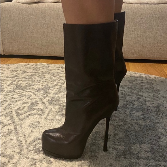 YSL Boots - Picture 6 of 7